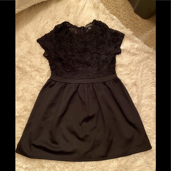 Maurices Dresses & Skirts - Beautiful Forever 21 Dress